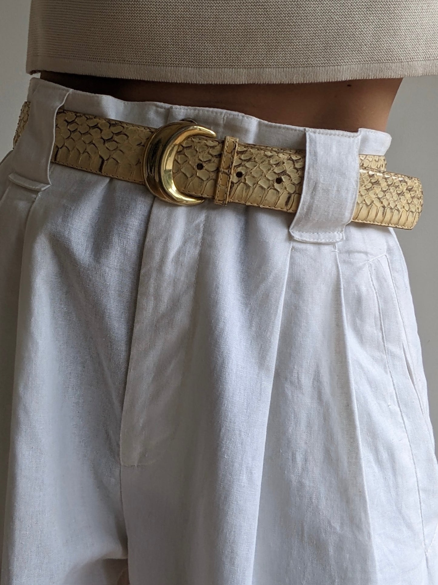 Stunning Vintage Butter Snakeskin Leather Belt