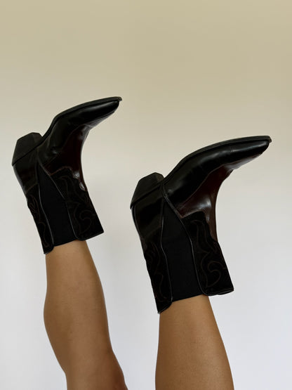 Vintage Donald Pliner Suede & Leather Embroidered Boots