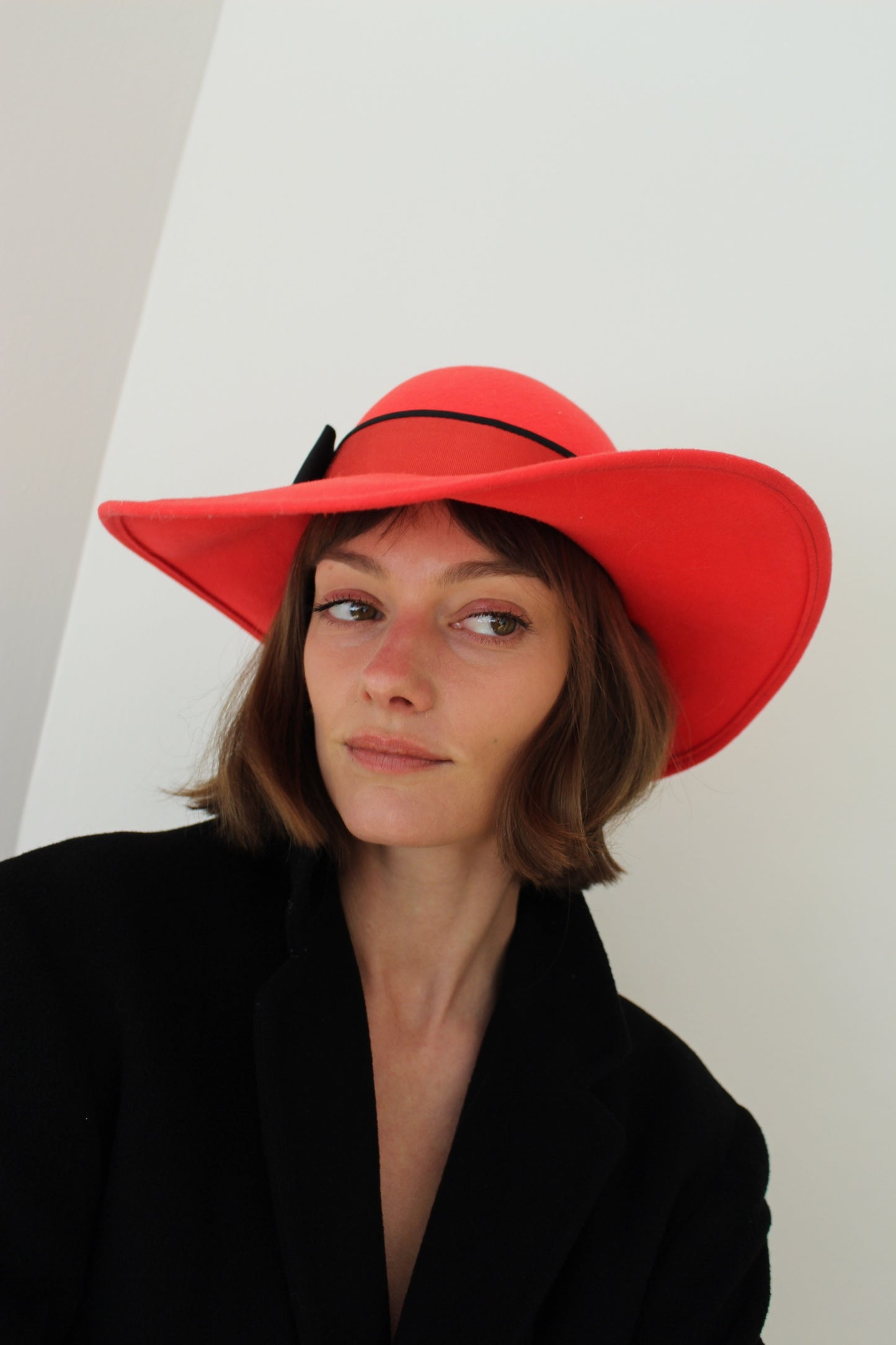 Vintage Cerise Doeskin Felt Wool Hat