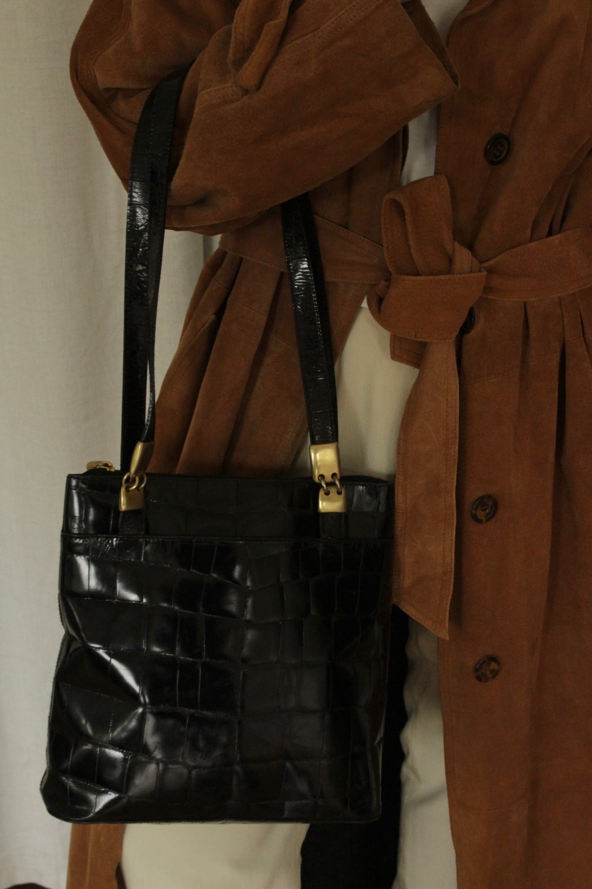 Beautiful Vintage Reptile Embossed Leather Tote