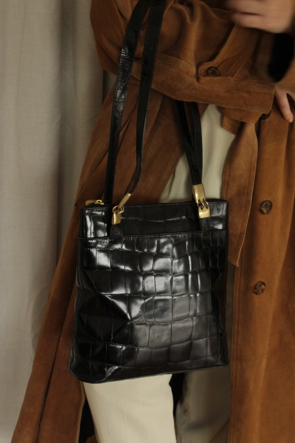 Beautiful Vintage Reptile Embossed Leather Tote