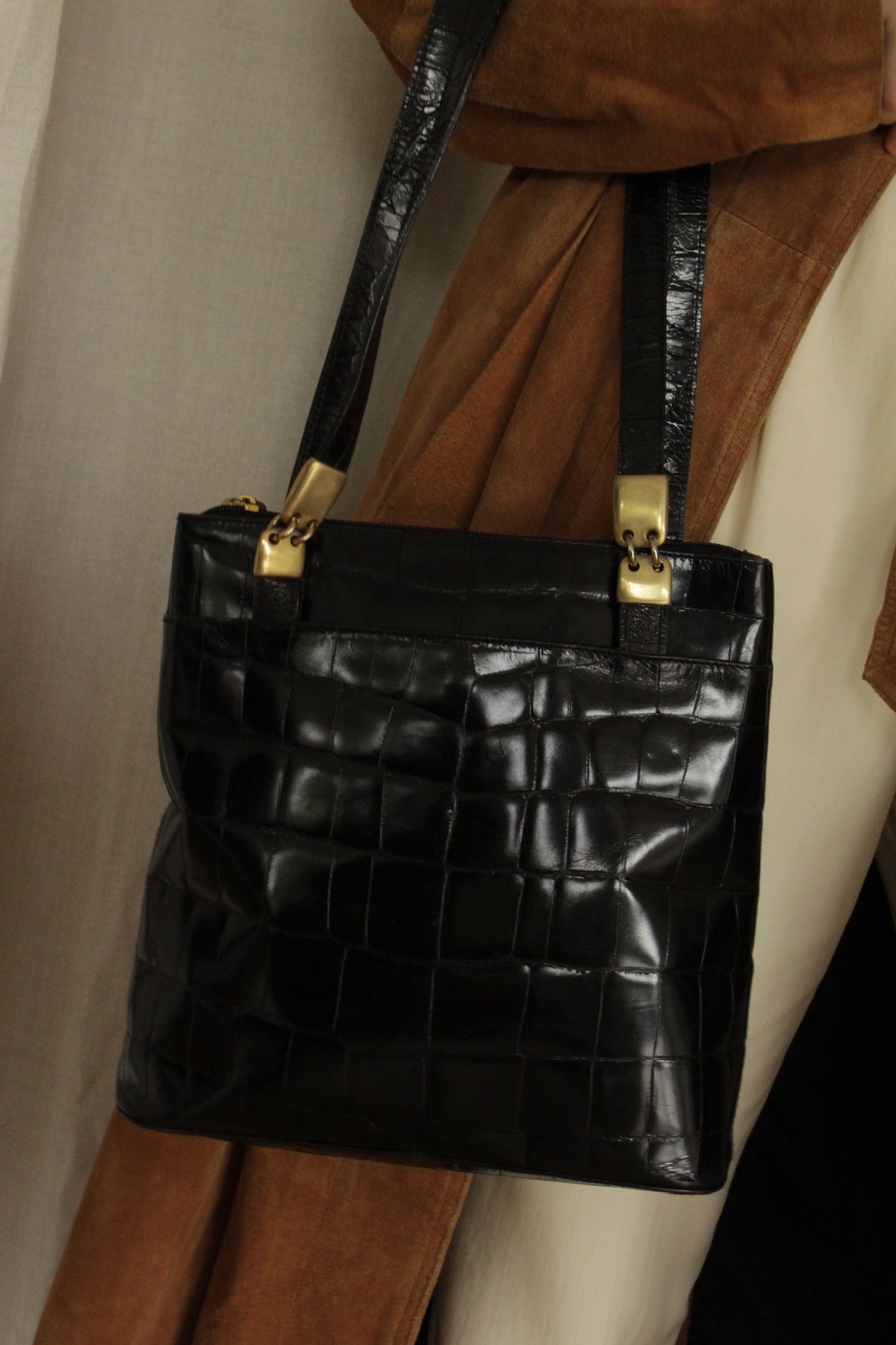 Beautiful Vintage Reptile Embossed Leather Tote