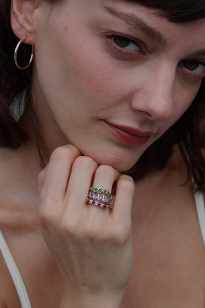 Stunning Vintage 10K Gold Ruby & Diamond Ring