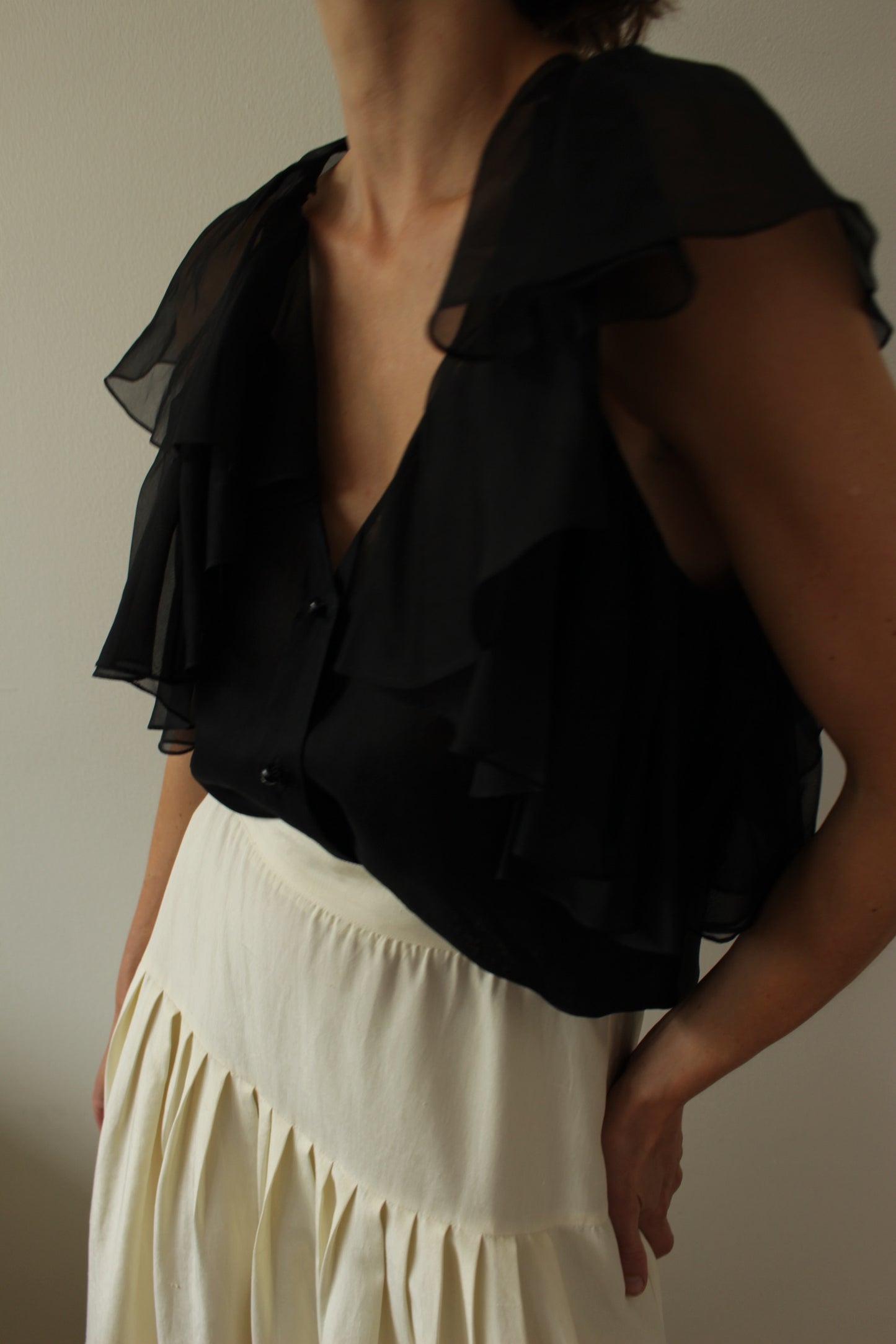 Gorgeous Vintage Ruffled Silk Organza Top