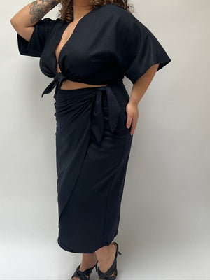 Na Nin Bobbie Raw Silk Wrap Skirt / Available in Cream & Black