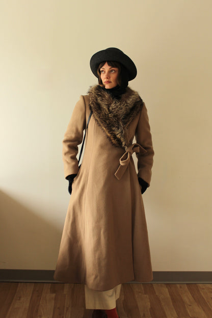 Vintage Latte Pure Wool & Fur Collar Crossover Coat