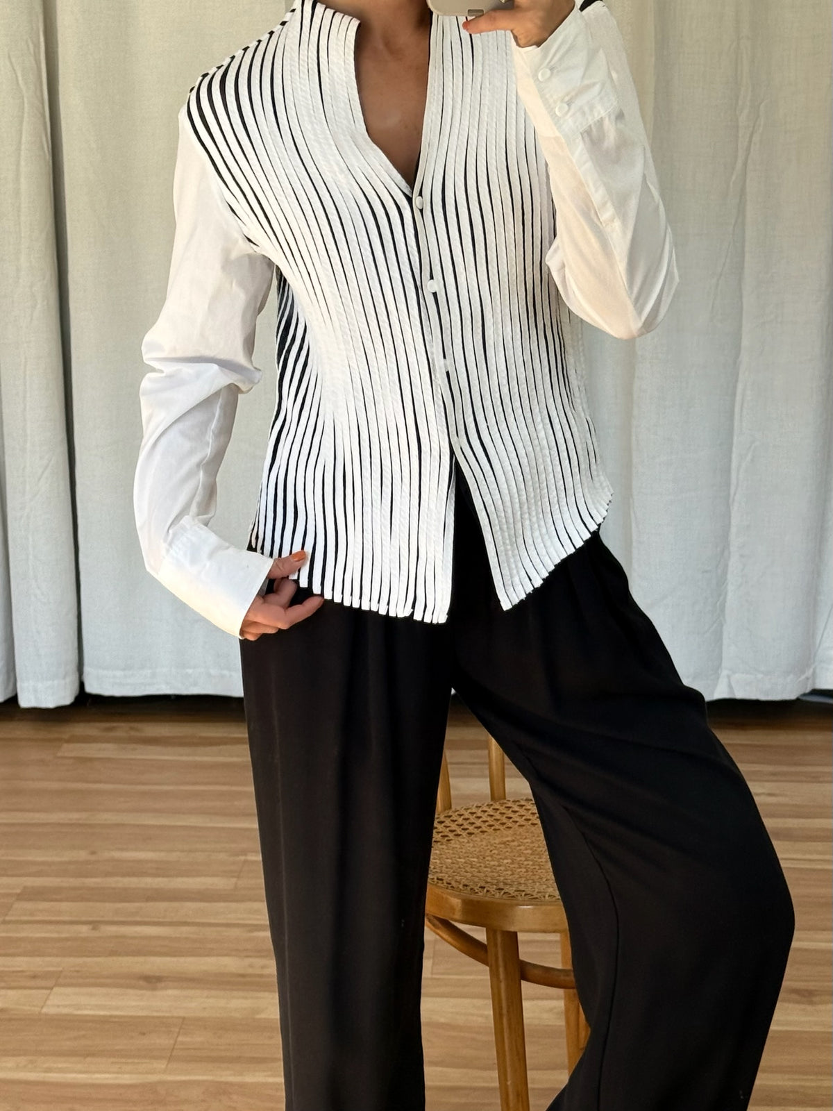 Stunning Vintage Ivory Paneled Blouse