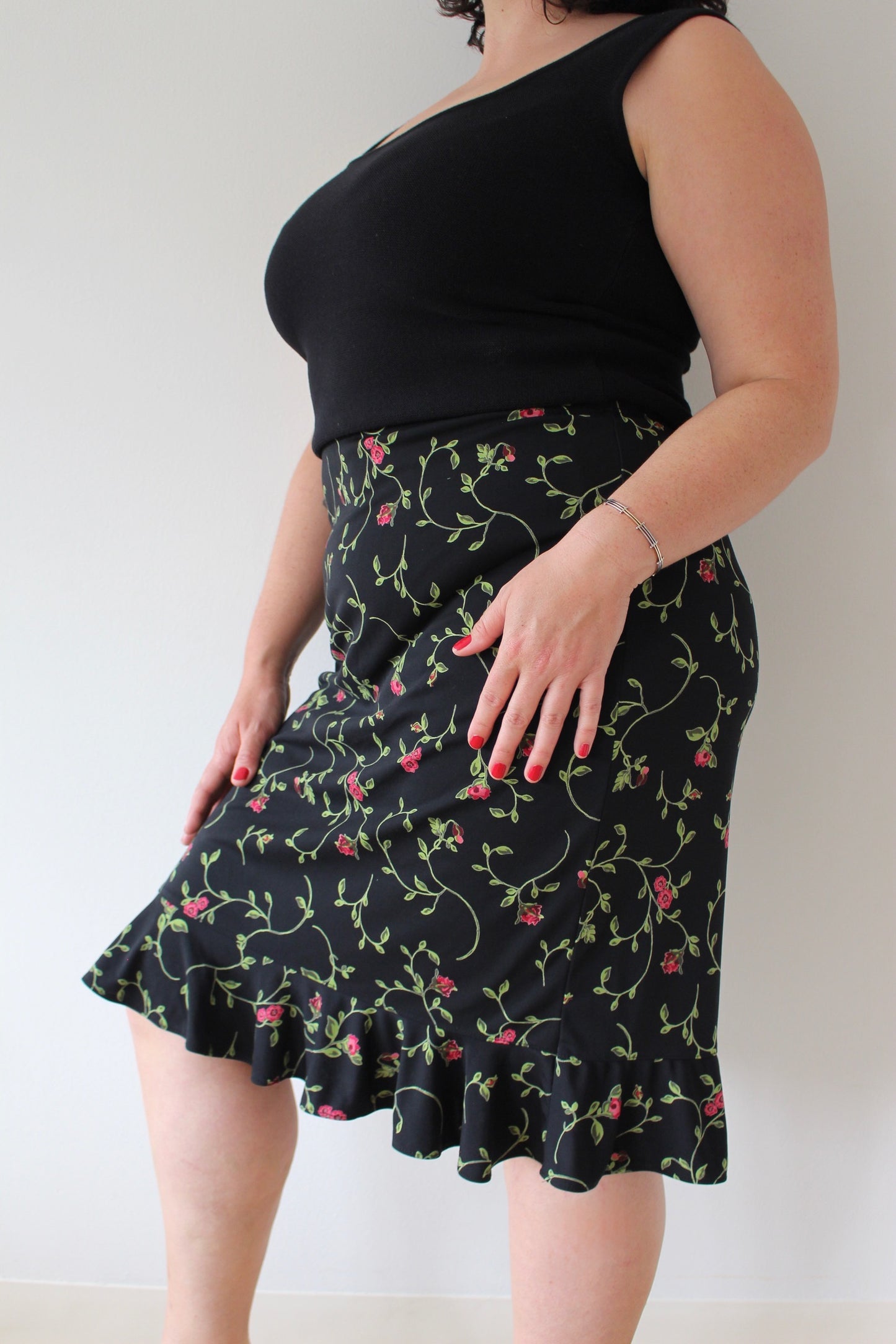 90s Floral Ruffle Hem Skirt