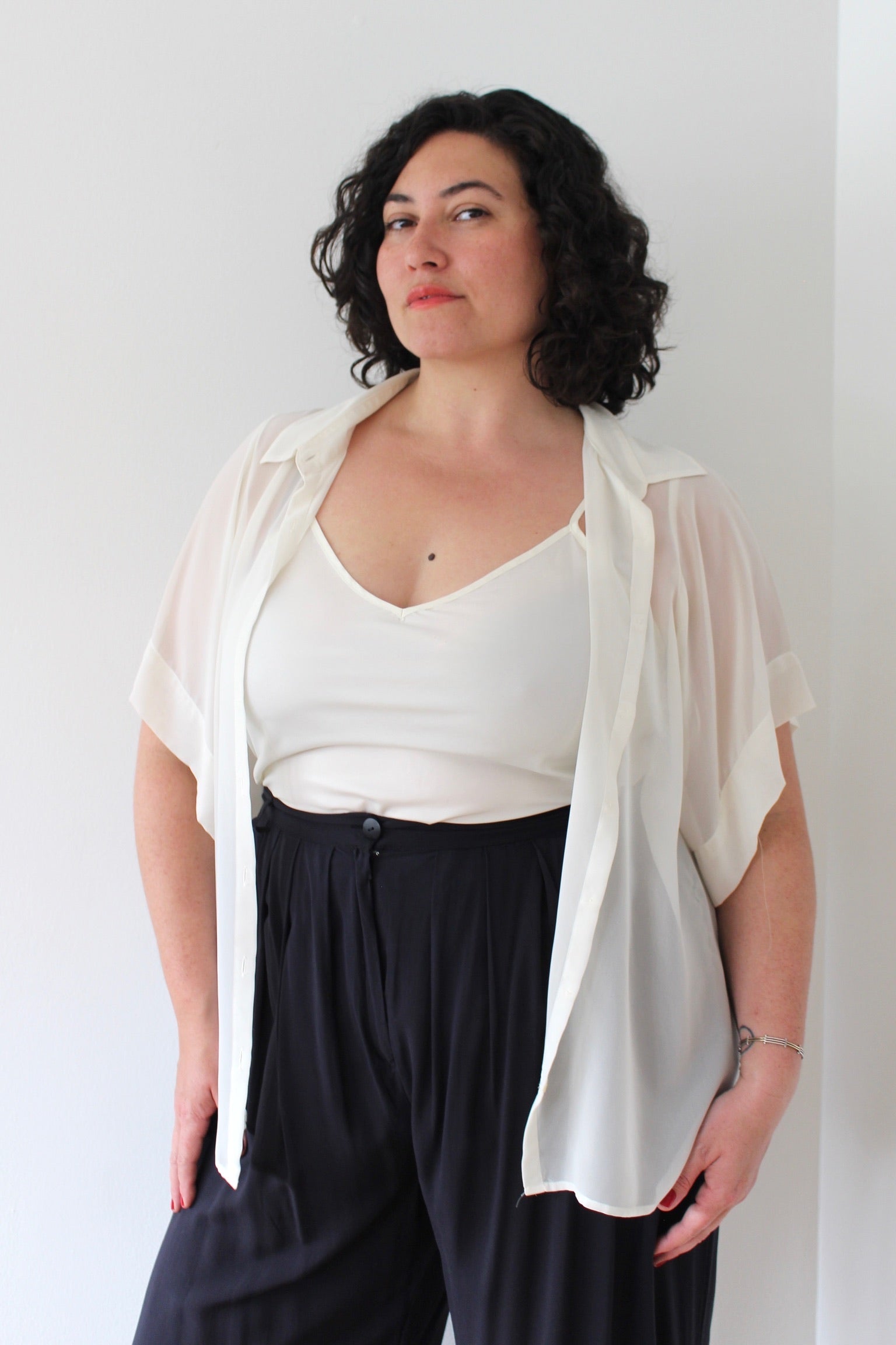 VINTAGE TOPS – NA NIN