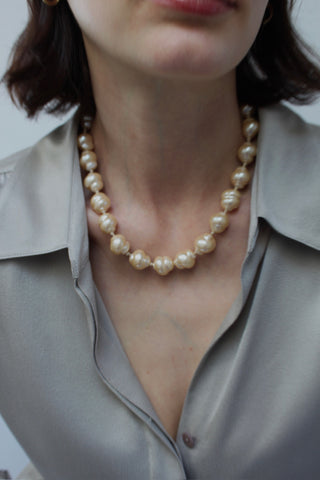 Statement Faux Pearl Collar Necklace