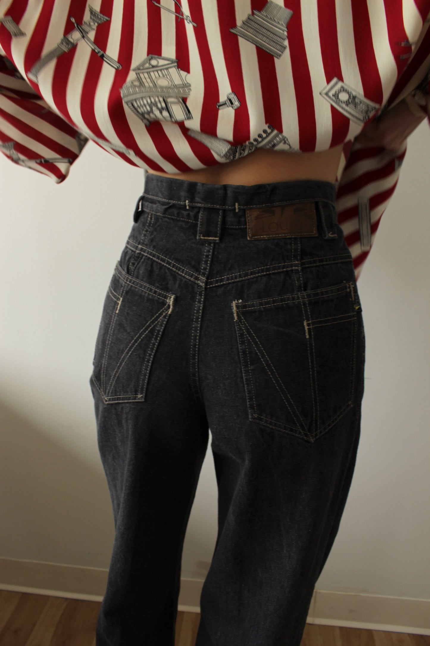 Vintage Laurél High Waisted Faded Black Denim