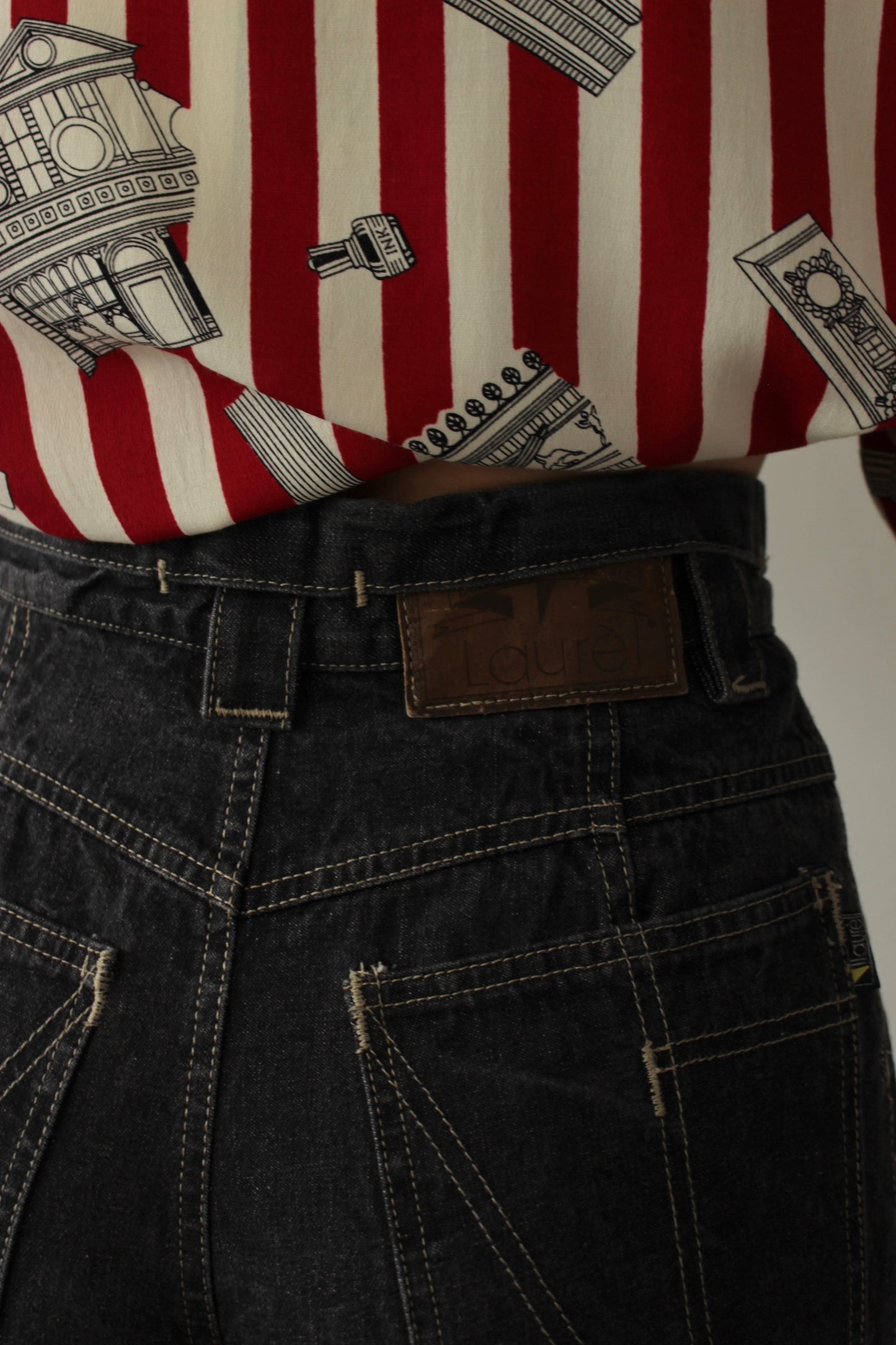Vintage Laurél High Waisted Faded Black Denim