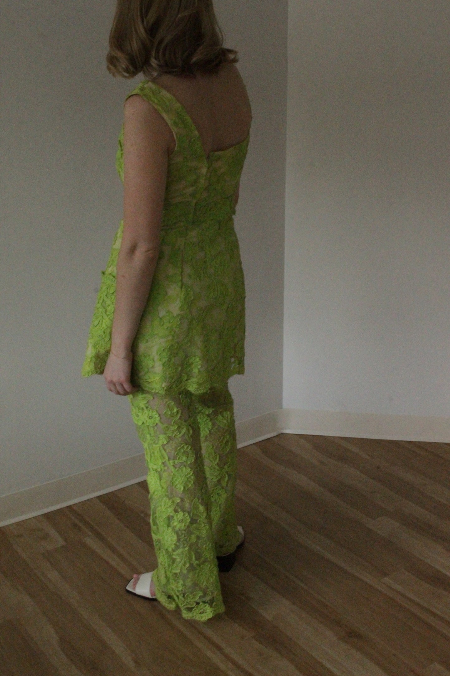 Absolutely Stunning Bonwit Teller Lime Floral Pant Set