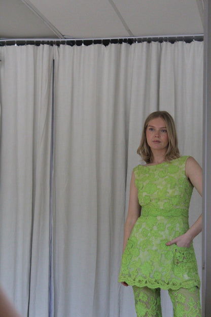 Absolutely Stunning Bonwit Teller Lime Floral Pant Set