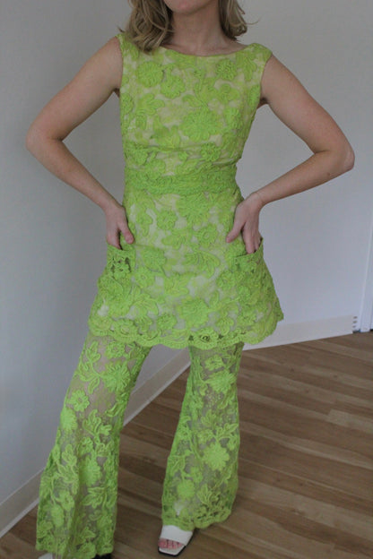 Absolutely Stunning Bonwit Teller Lime Floral Pant Set