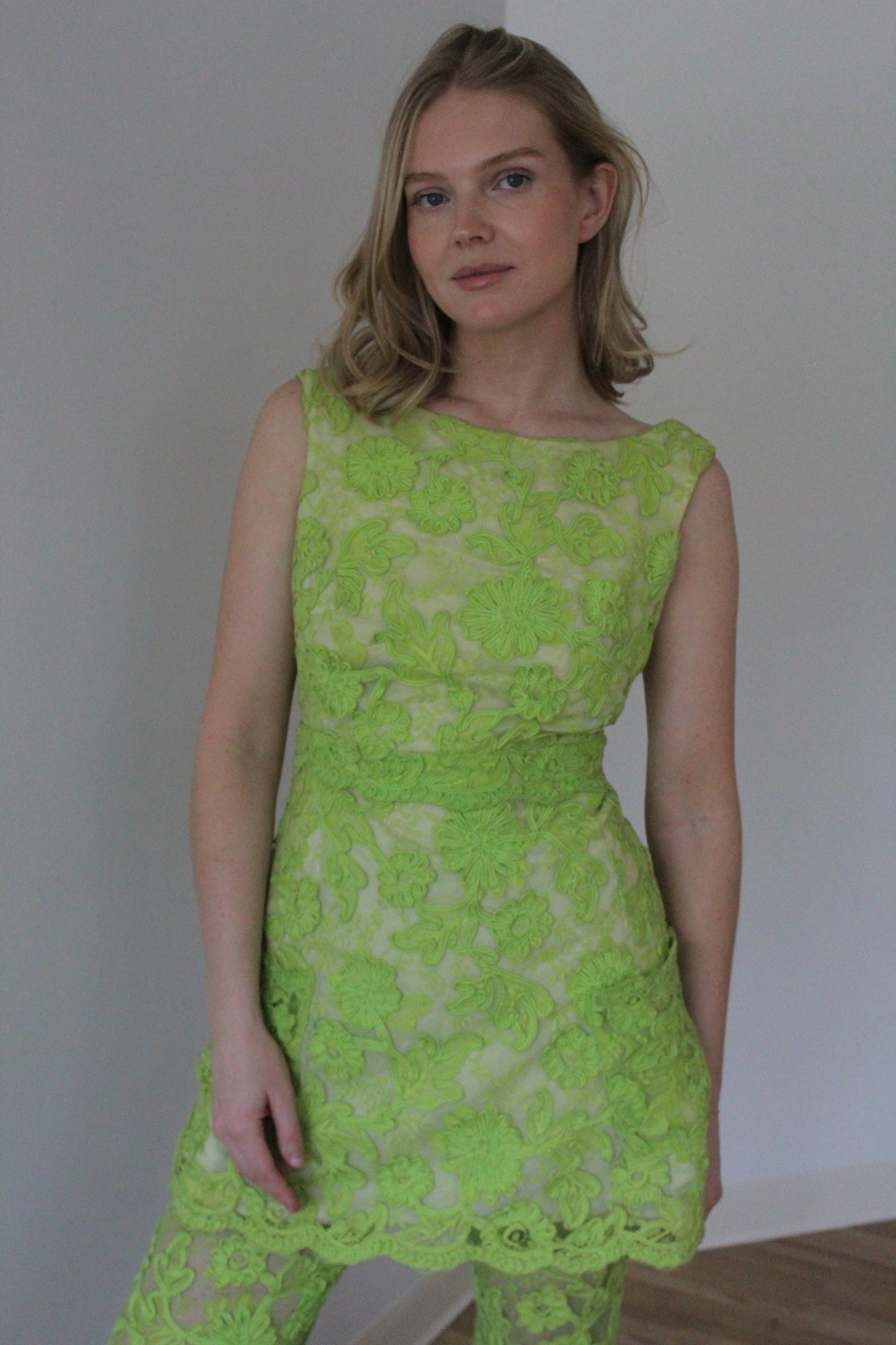 Absolutely Stunning Bonwit Teller Lime Floral Pant Set