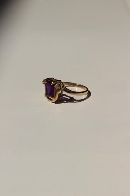 Vintage 10K Yellow Gold Amethyst & Diamond Ring