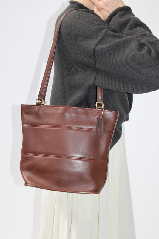 Beautiful Vintage Coach Walnut Leather Tote