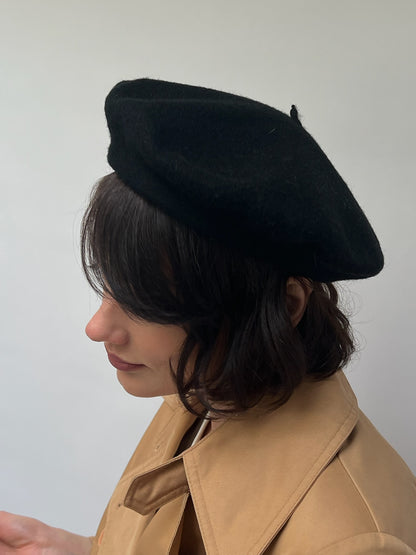 Vintage San Lorenzo Onyx Wool Beret