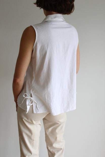 Vintage Cloud White Linen Sleeveless Blouse