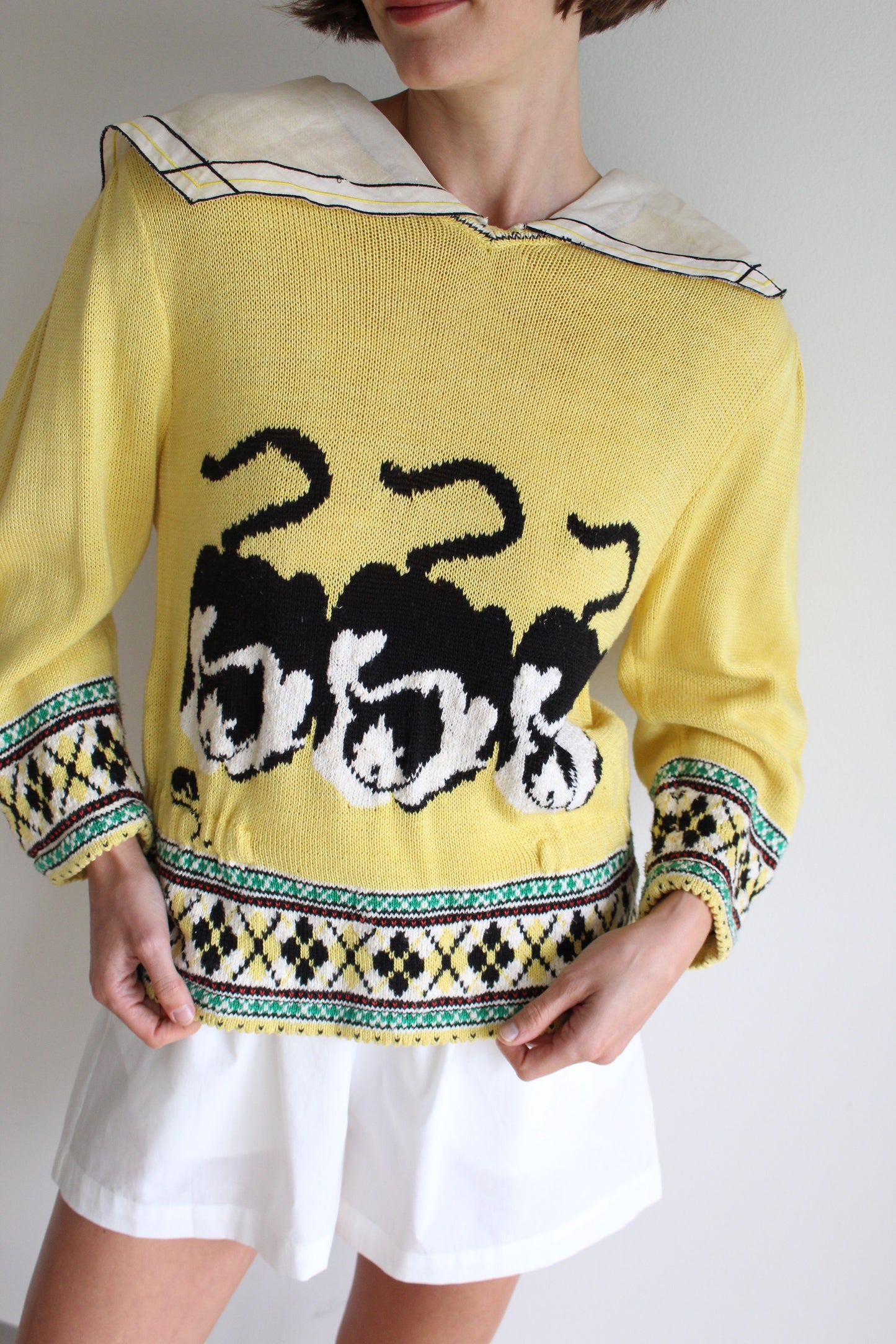 Fun Vintage Cat Trio Collared Knit