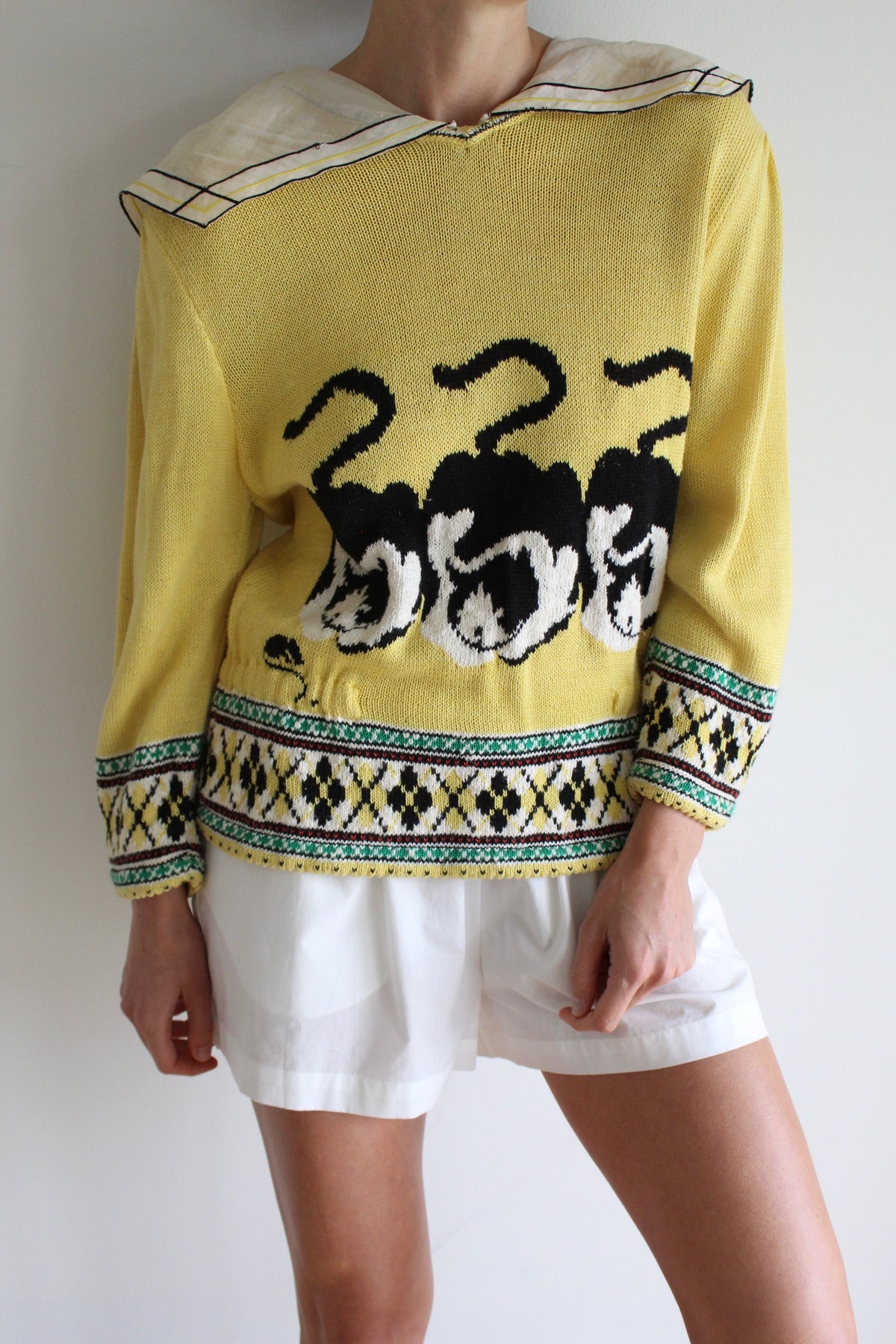 Fun Vintage Cat Trio Collared Knit