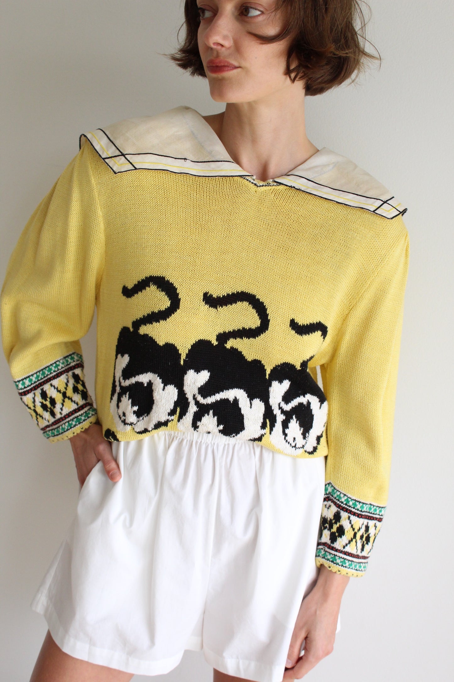 Fun Vintage Cat Trio Collared Knit