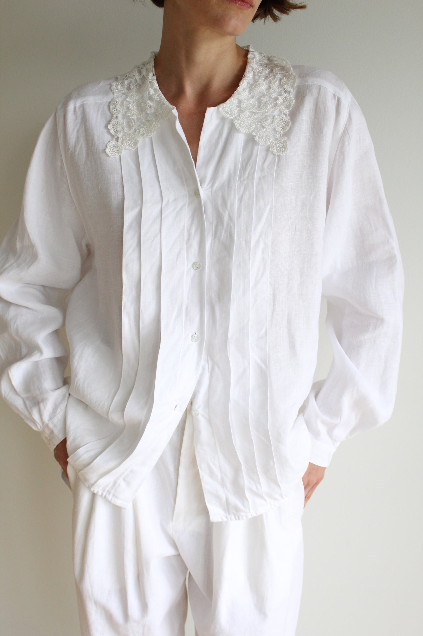Beautiful Vintage Bergdorf Goodman Pleated Linen Blouse