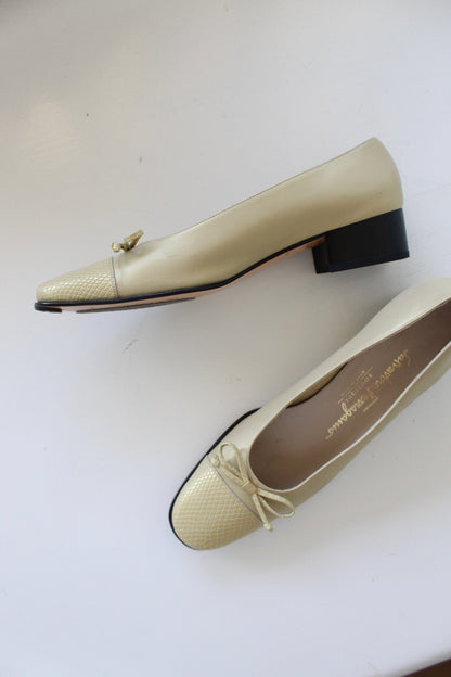 Vintage Ferragamo Golden Leather Block Heel