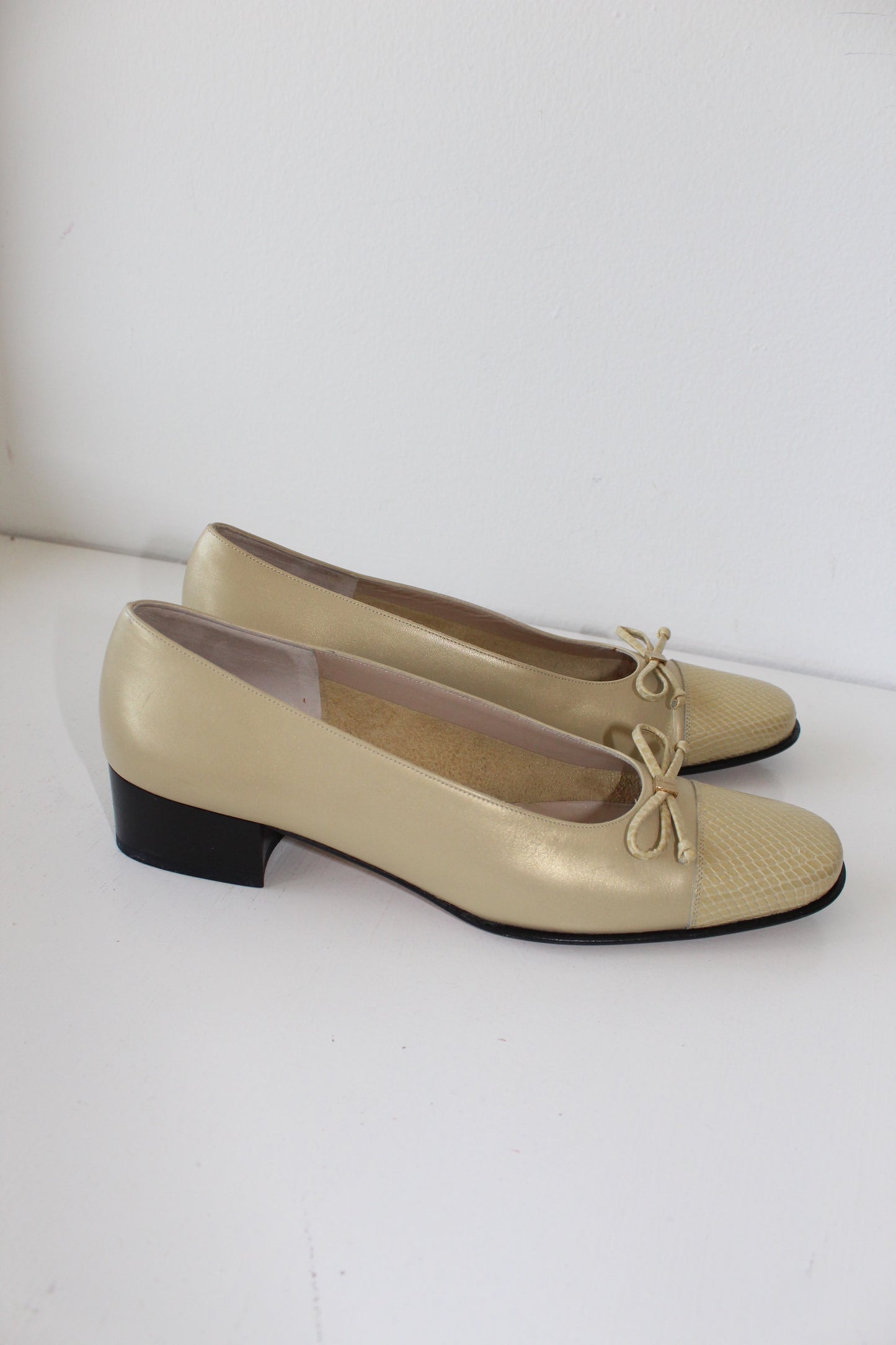 Vintage Ferragamo Golden Leather Block Heel
