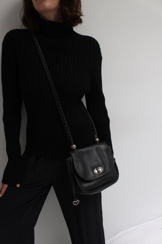 Sweet Vintage Faded Black Leather Shoulder Bag