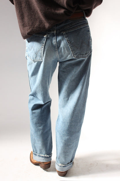 Distressed Wrangler Rugged Wear Jeans