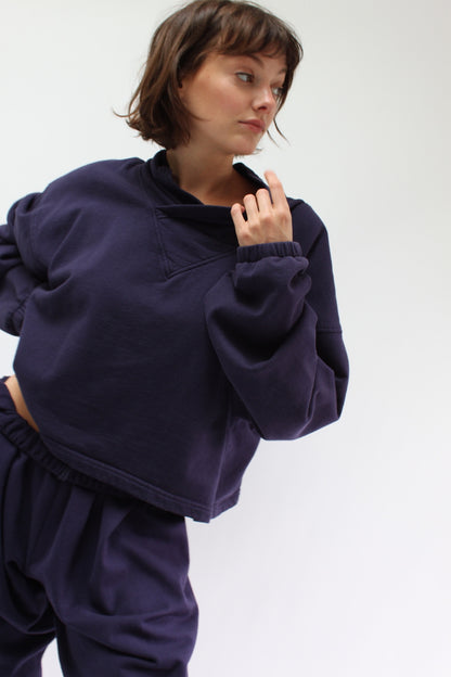 Raven Cropped Pullover