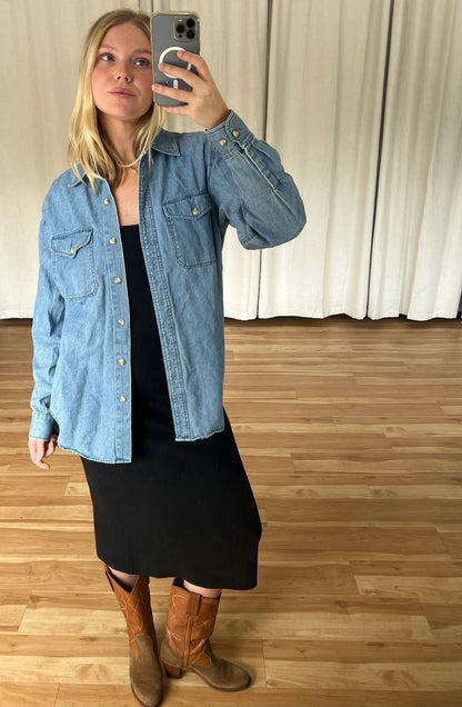Classic 90s Denim Button Up