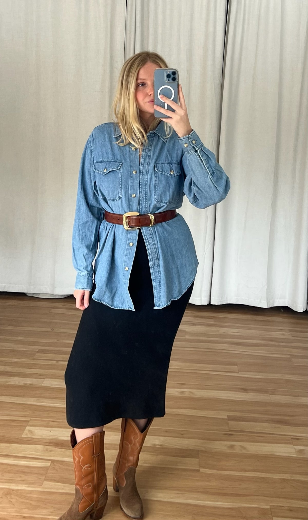 Classic 90s Denim Button Up