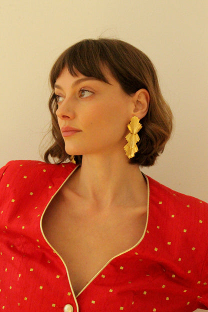 Incredible Vintage Tiered Gold Leaf Earrings
