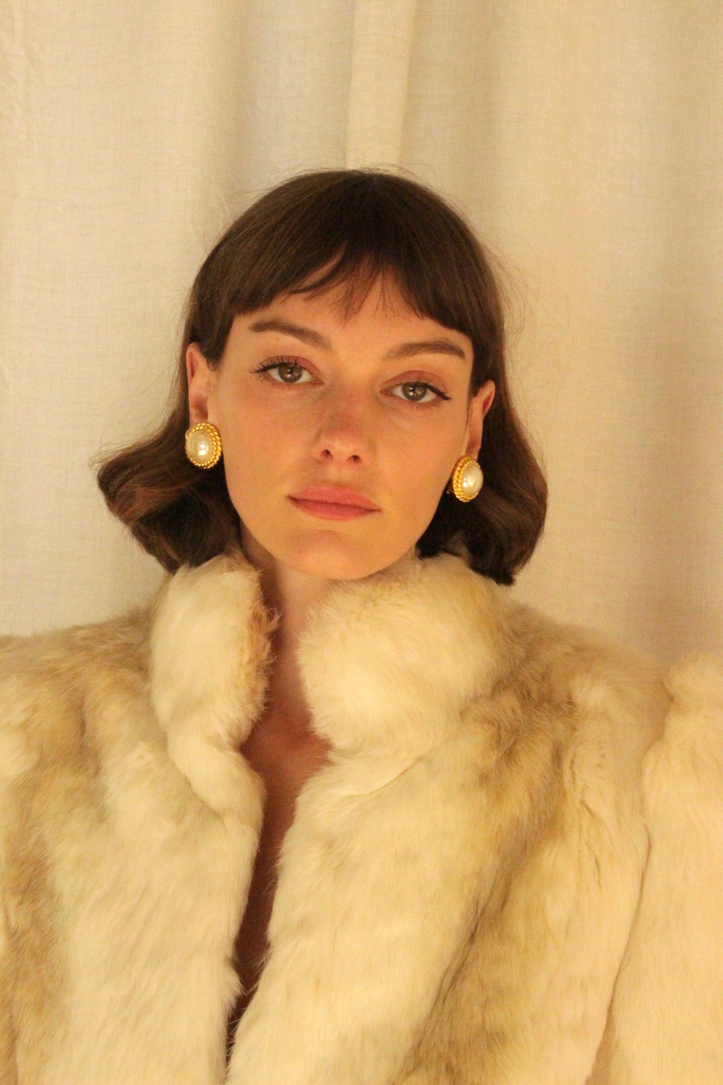 Lovely Vintage Faux Pearl & Gold Rope Earrings