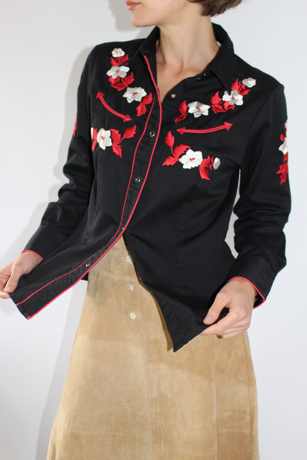 Beautiful Vintage Roper Floral Embroidered Shirt