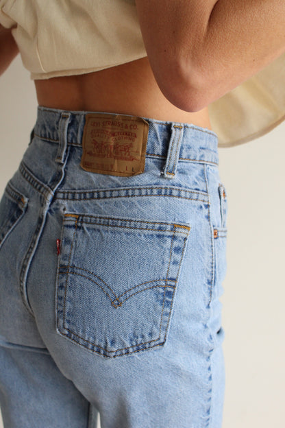 Vintage Levi's 550 Relaxed Fit Denim