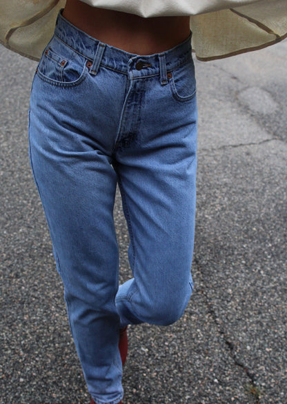 Vintage Levi's 550 Relaxed Fit Denim