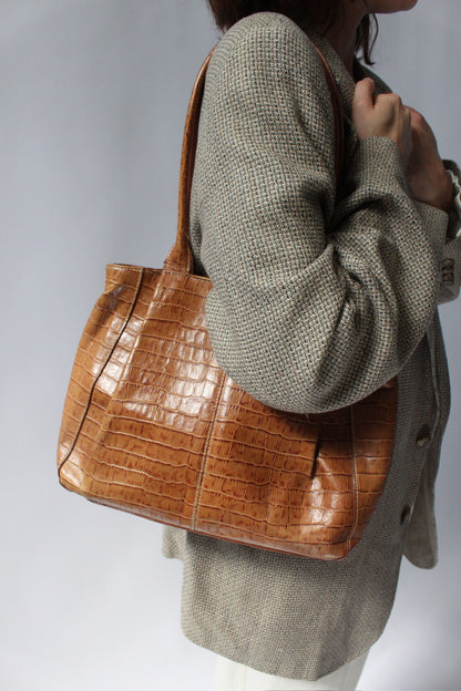 90s Caramel Embossed Leather Purse