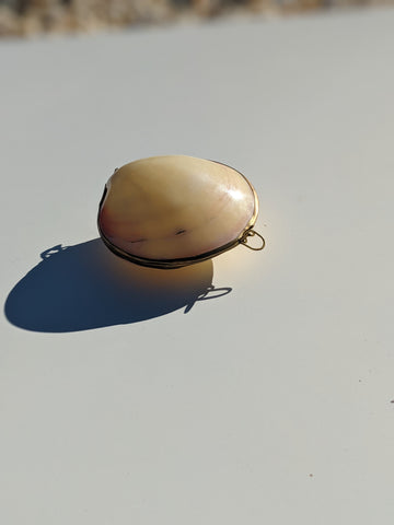 Vintage Petite Shell Keepsake Vessel