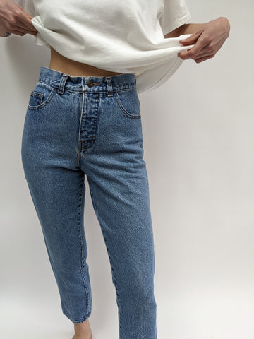 Classic 90s High Waist Jeans