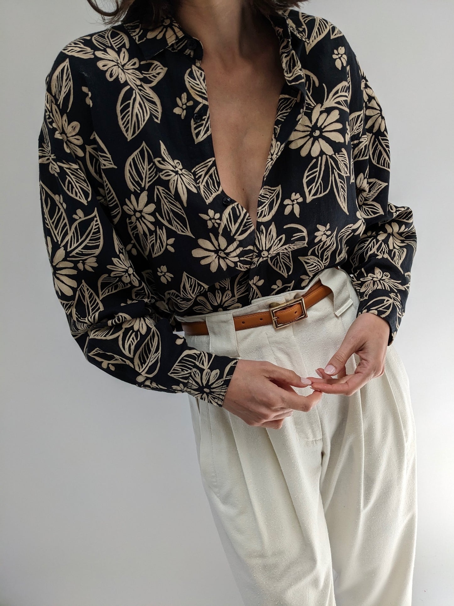 Vintage Floral Patterned Linen Blouse