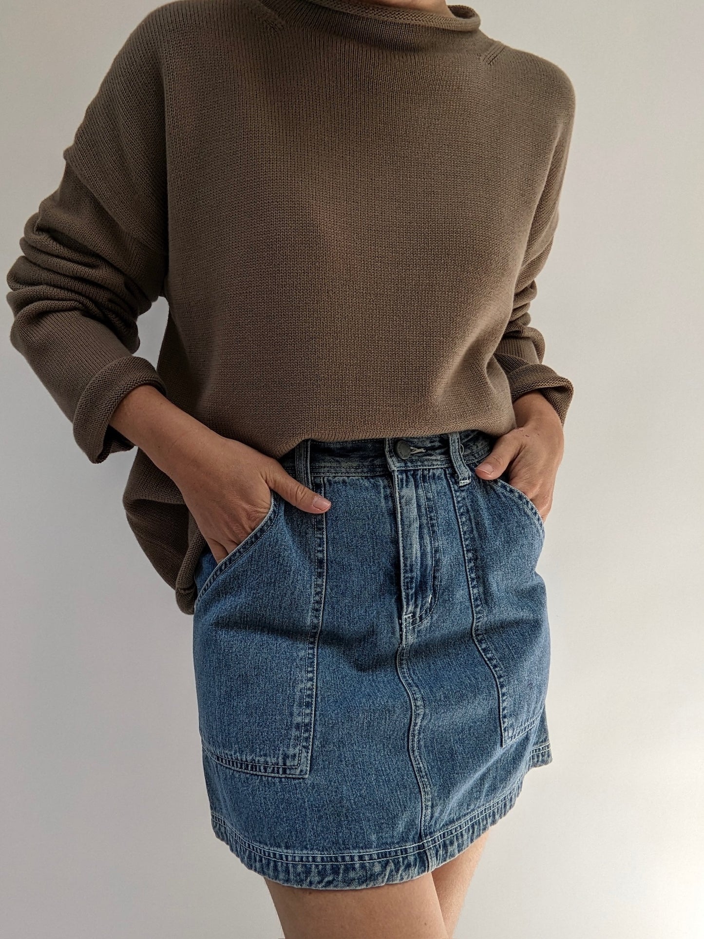 Fun 90s Mini Denim Skirt