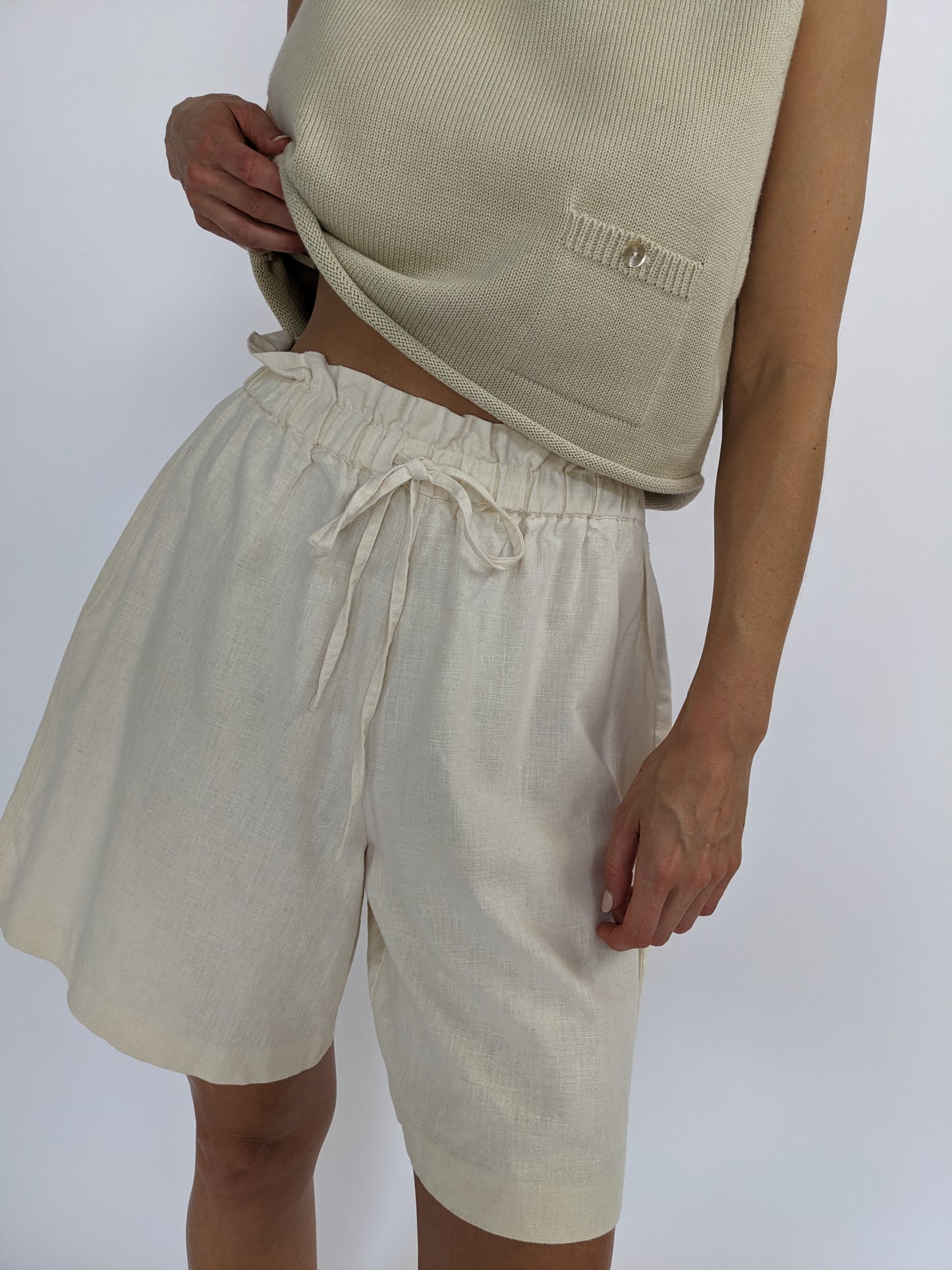 Vintage Buttercream Woven Linen Shorts