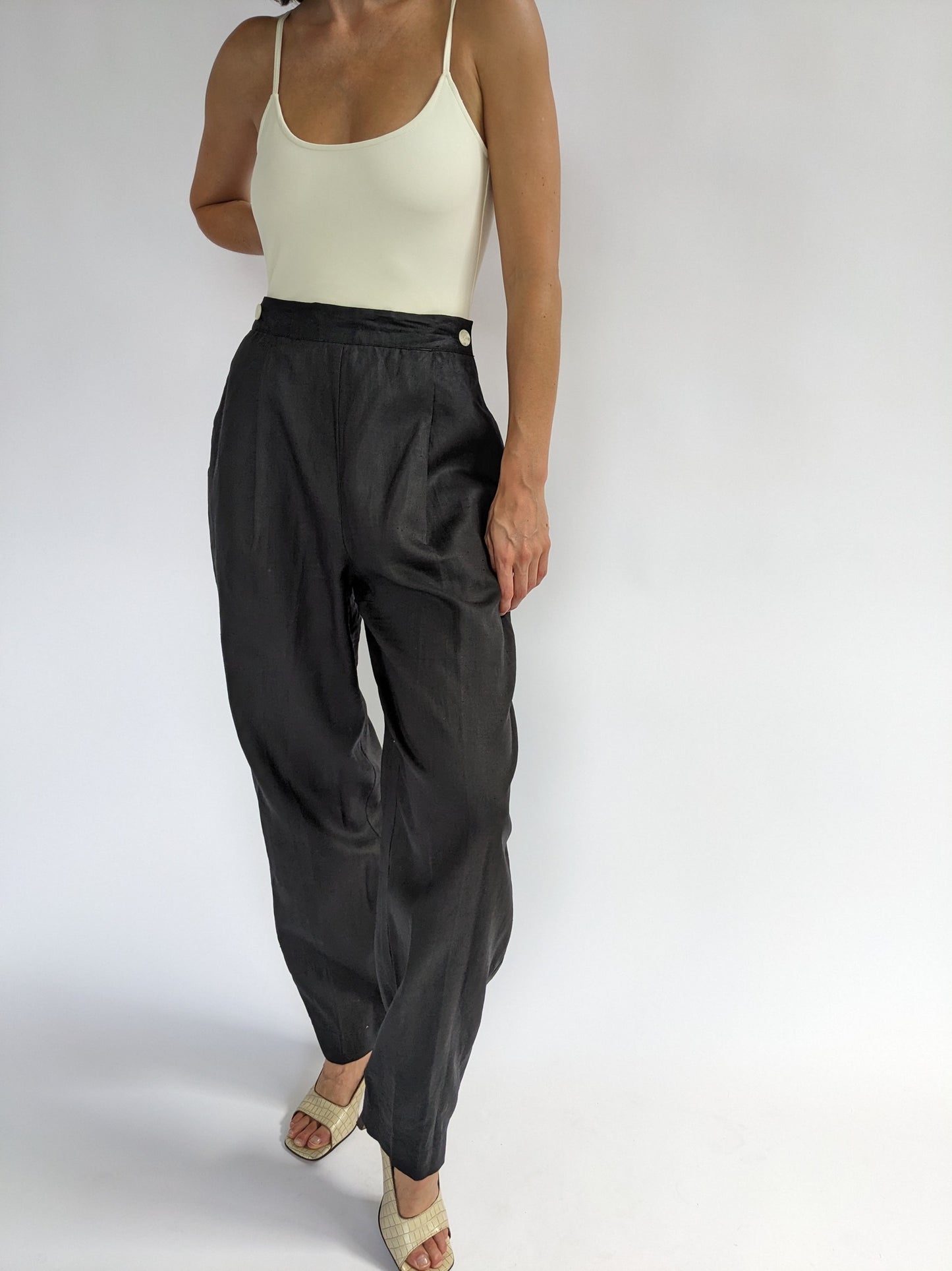 Vintage Onyx Linen Pants