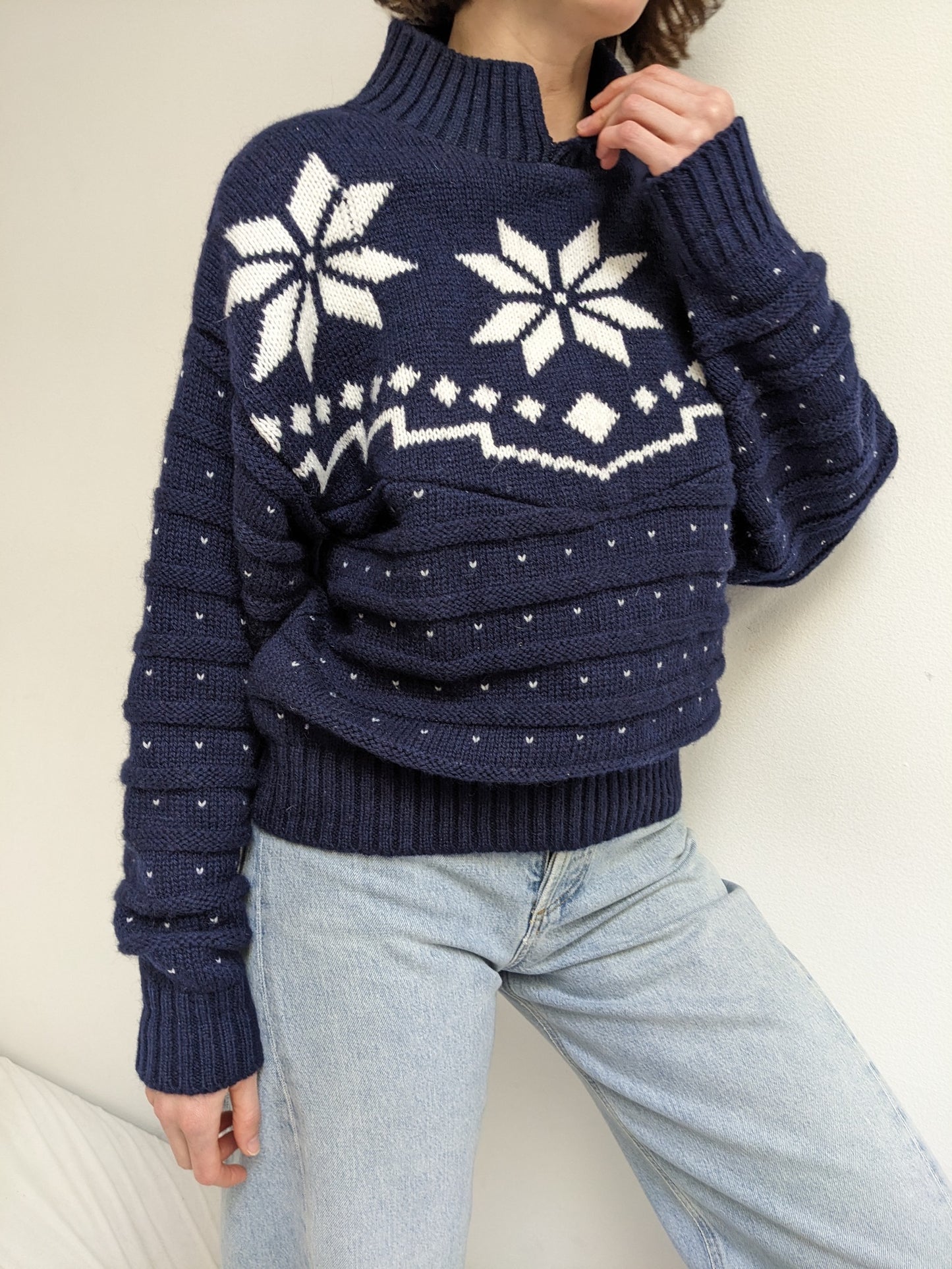 Vintage Snowflake Patterned Wool Sweater