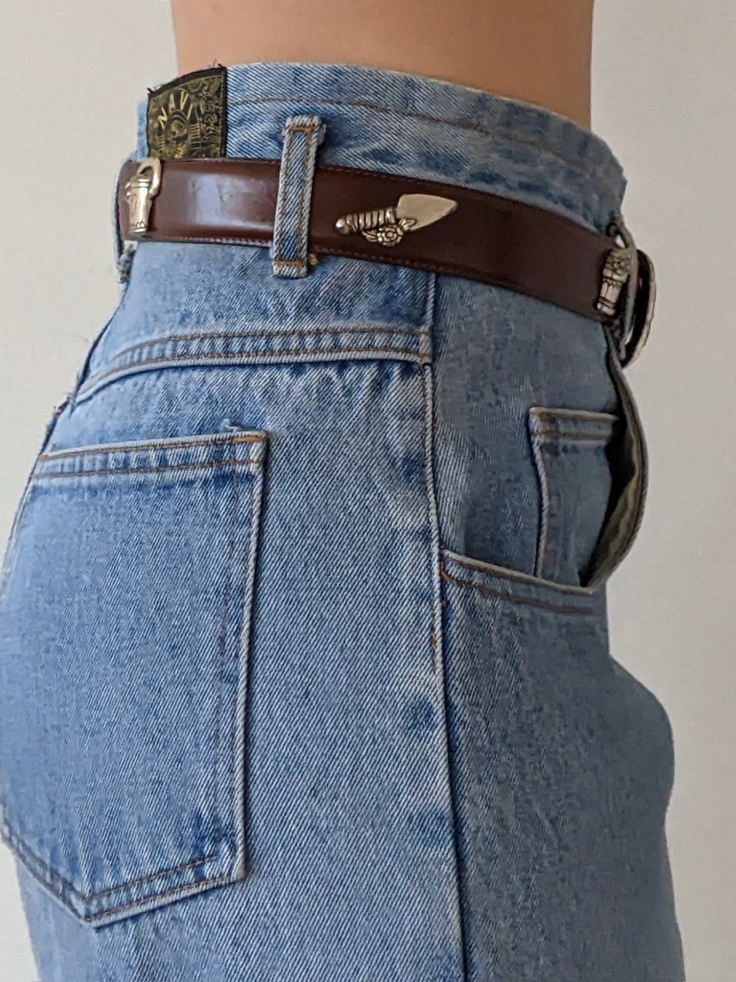 Favorite Vintage Garden Pendant Leather Belt