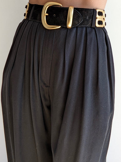 Gorgeous Vintage Onyx Suede & Gold Hardware Belt